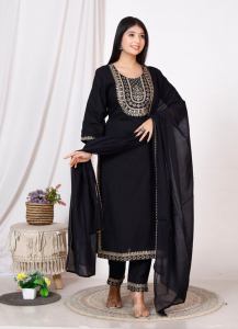 kurta set online
